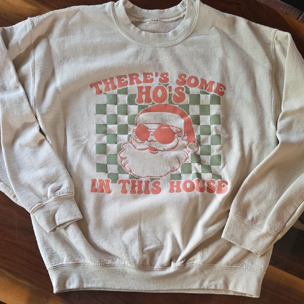 Festive Santa Sweatshirt - Cream and Green